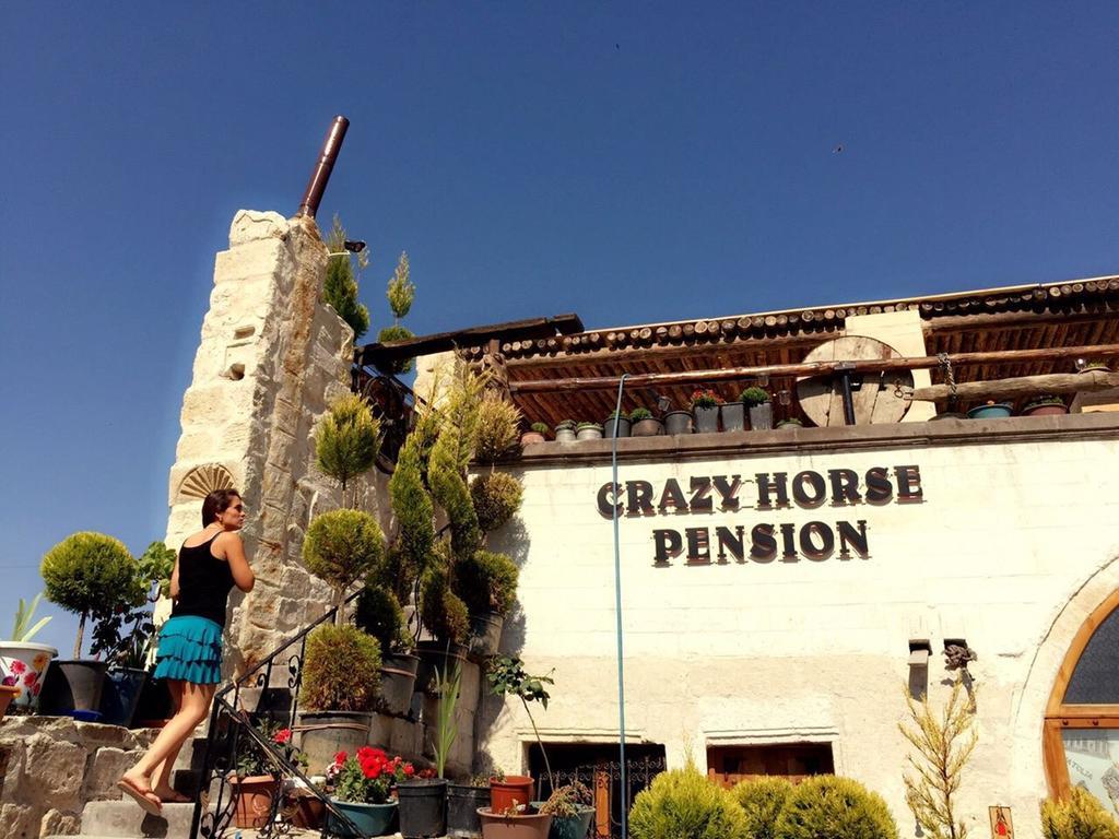 Crazy Horse Pension Юргюп Екстериор снимка
