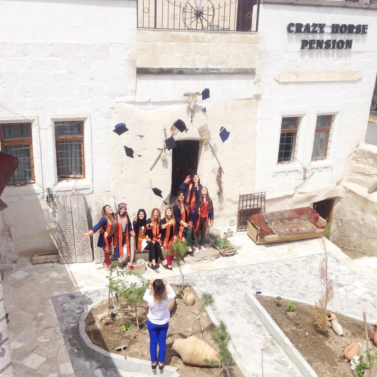 Crazy Horse Pension Юргюп Екстериор снимка