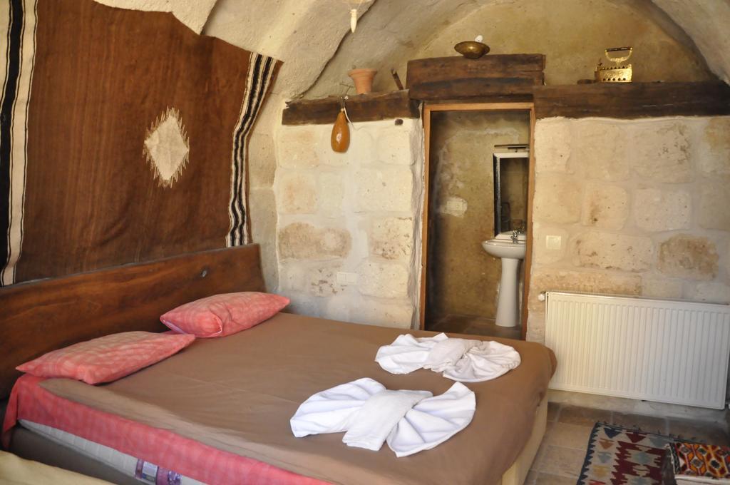 Crazy Horse Pension Юргюп Екстериор снимка