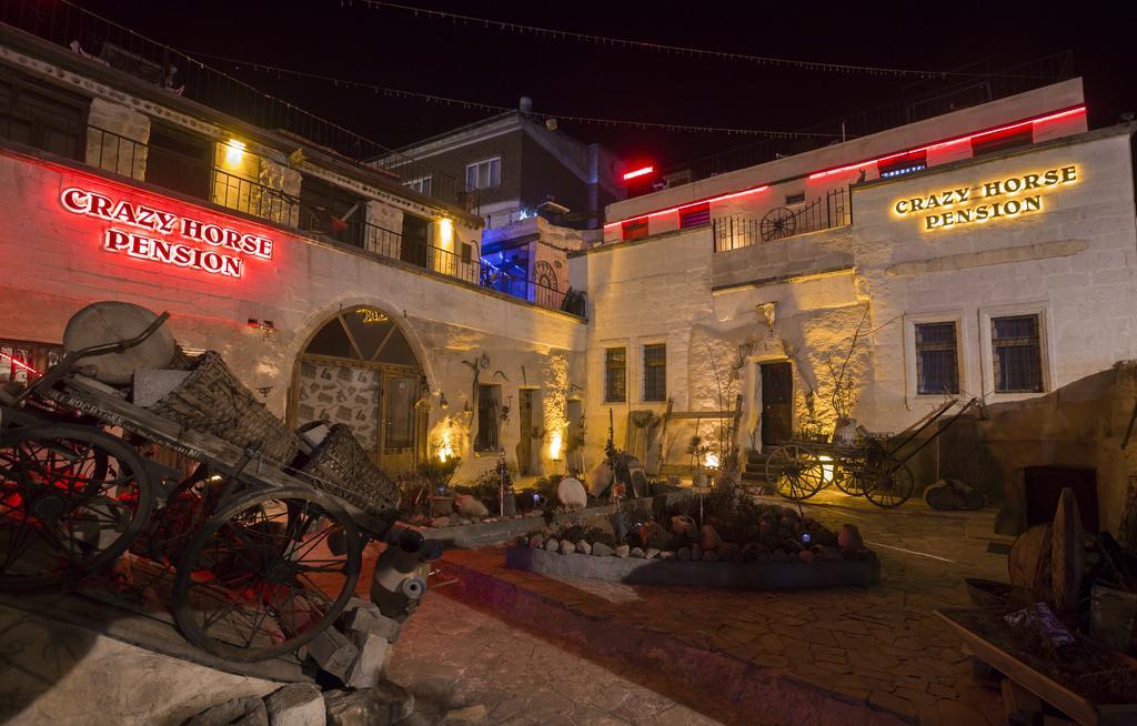 Crazy Horse Pension Юргюп Екстериор снимка