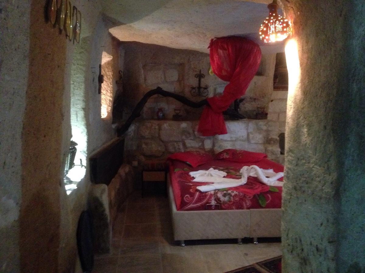 Crazy Horse Pension Юргюп Екстериор снимка