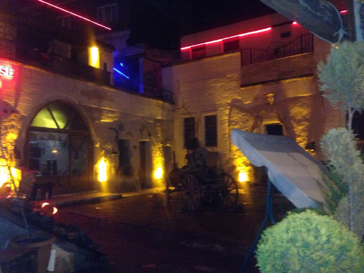 Crazy Horse Pension Юргюп Екстериор снимка
